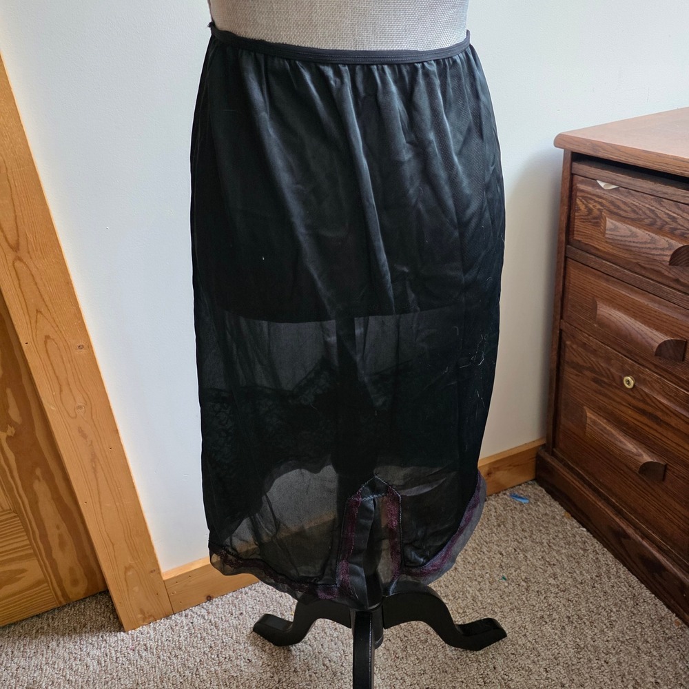 Vintage Movie Star Black Nylon Lace Half Slip Skirt Vamp Goth Y2K Coquette USA M - Picture 3 of 8